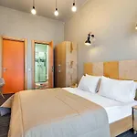 Etude Hotel *